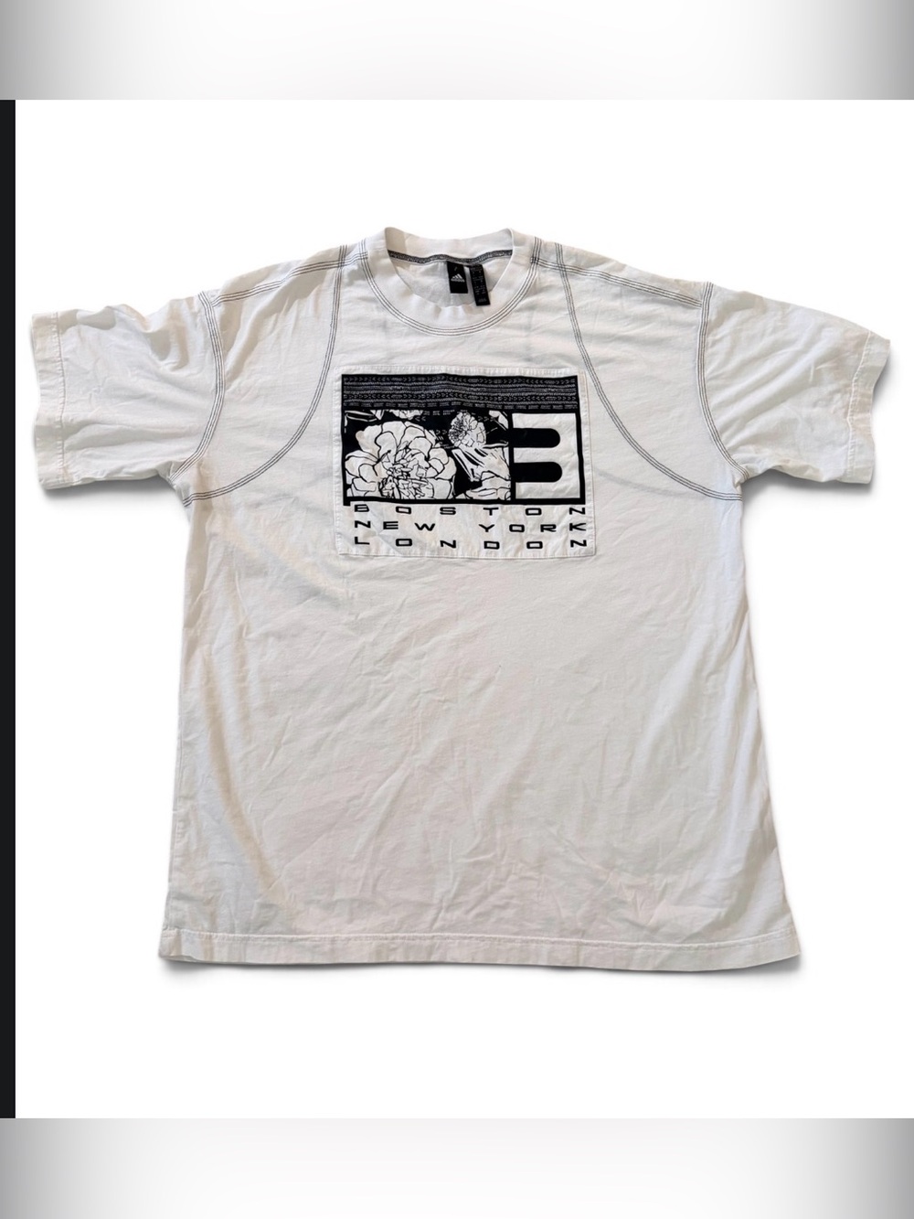 Adidas Rare graphic art oversized shirt L